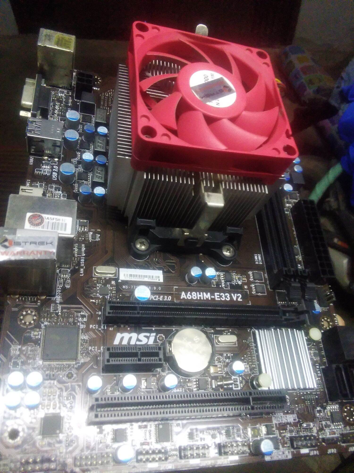 เมนบอร์ด msi a68hm-e33 v2 fm2+ และ cpu x4-845 มีพัดลม ฝาหลัง | Lazada.co.th