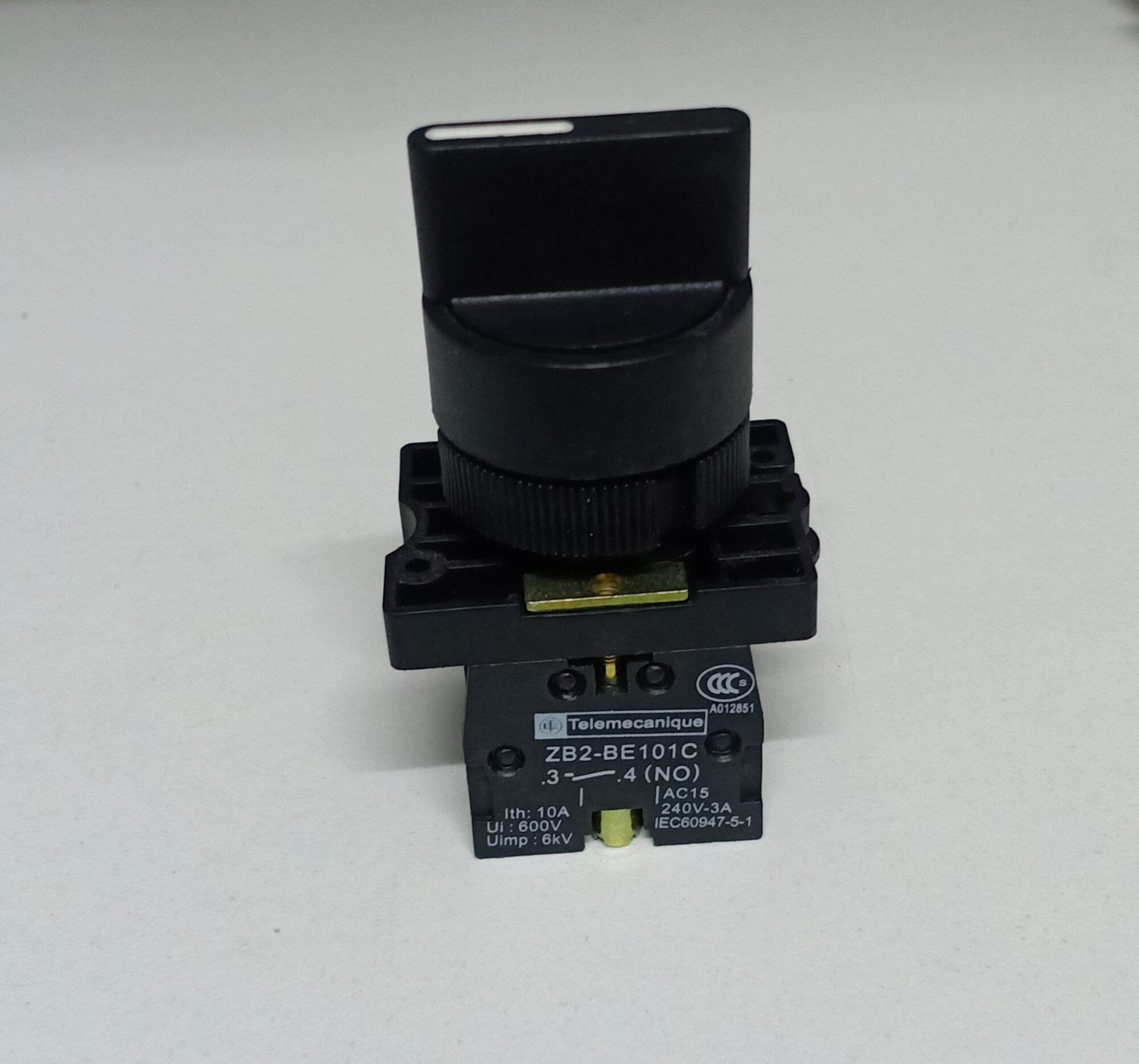 SELECTOR SWITCH 2P 22MM 10A 240V ZB2BE101C AC15 สวิทช์ลูกศร22มิล ปิด