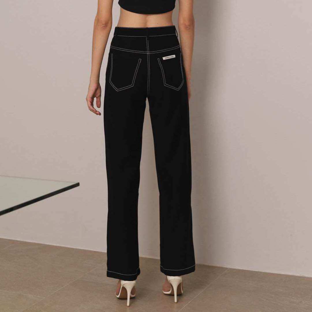 SOVA High Density Trousers ราคา 2,999 บาท*ส่งฟรี