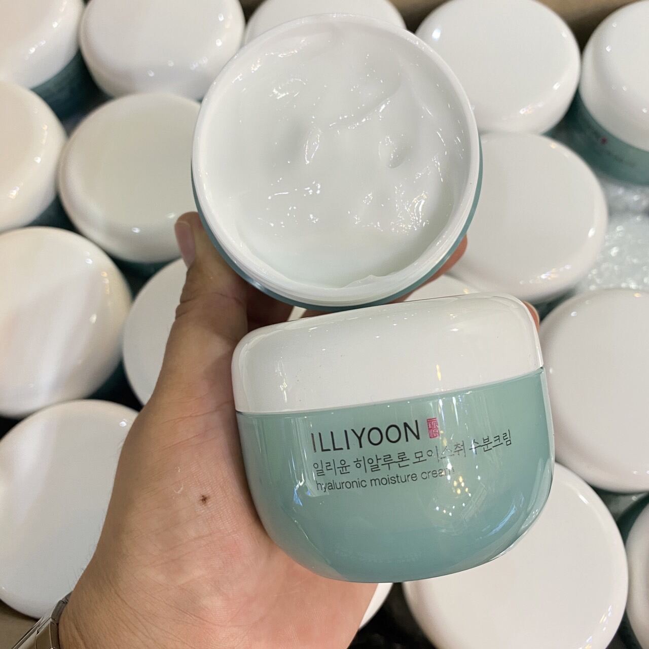 แพ็คเกจใหม่ เจลครีมบำรุงหน้าเกาหลี ILLIYOON Hyaluronic Moisture Cream 100ml  | Lazada.co.th