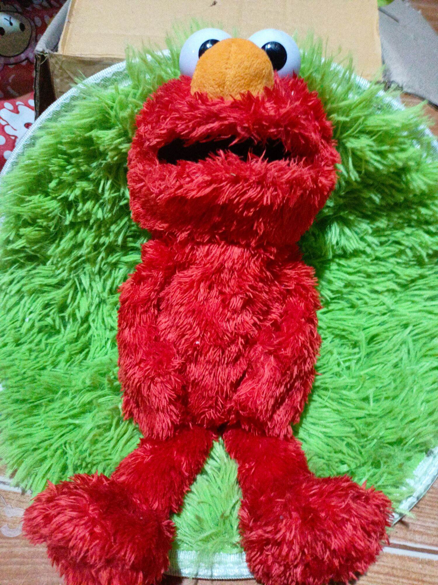 ตุ๊กตาเอลโม่กอดรุ่นใหม่ Sesame Street Love to Hug Elmo Talking, Singing ...