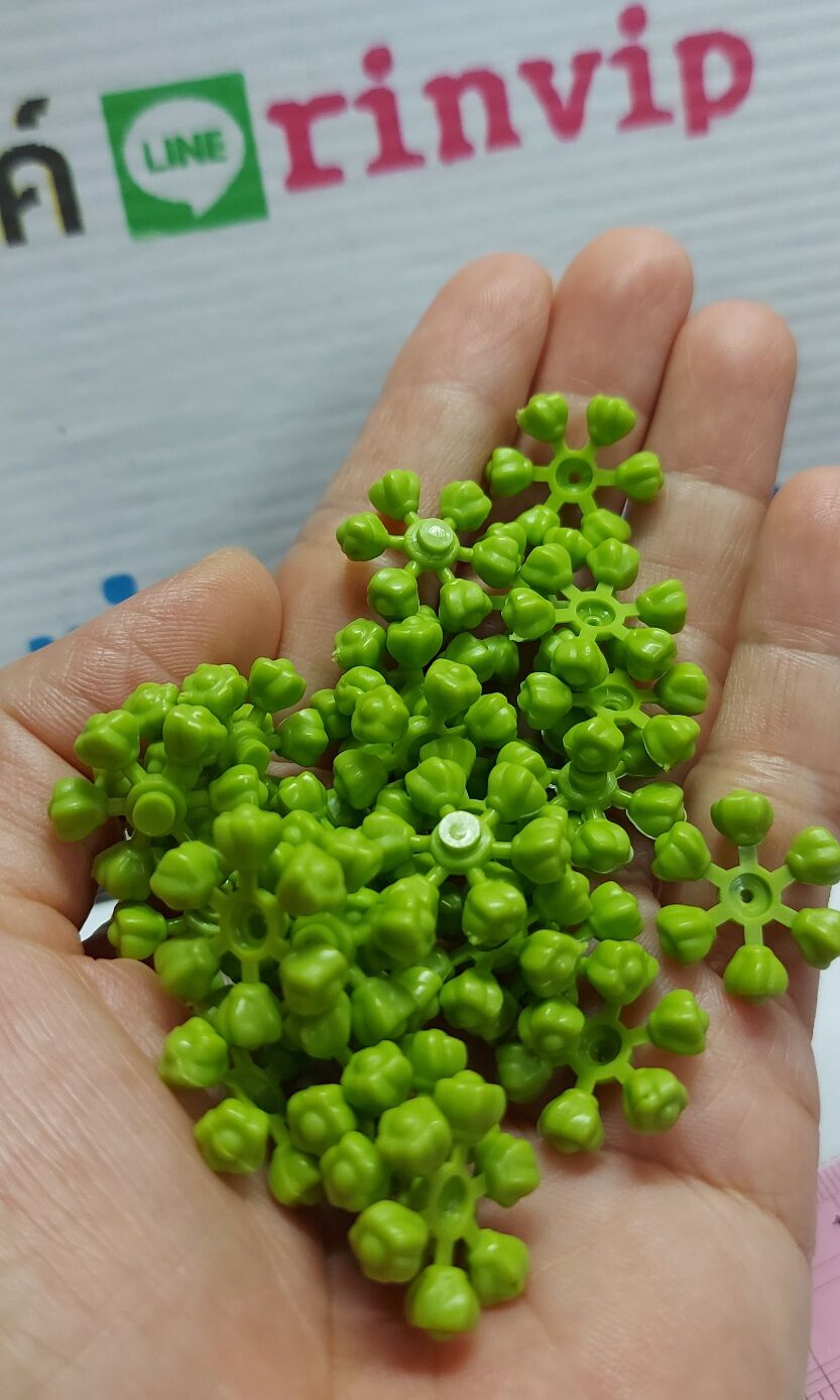 ใจรัก จุกรัก แกนจุกรัก ทำจากพลาสติก สีเขียว 100 วง 95 บ.