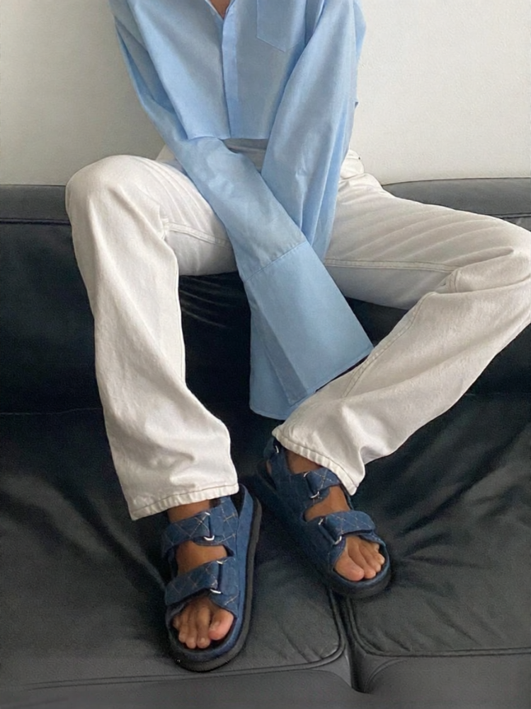 Tony Bianco | New Style Sandals Flat Magic Tape Flip Flops ราคา 8,786 บาท*ส่งฟรี