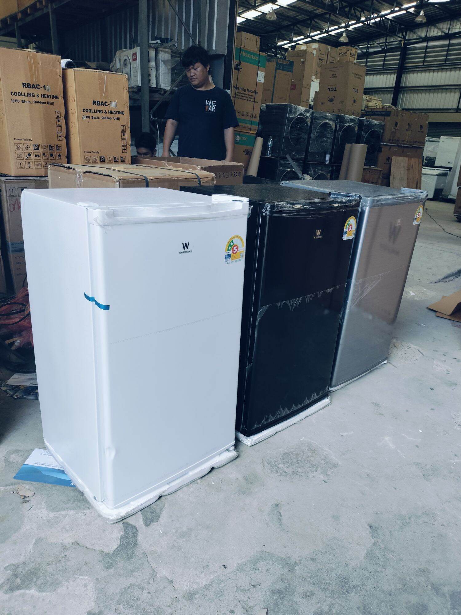 ตู้เย็น (ใหม่ตำหนิ) ขนาด 3.4คิว ยี่ห้อ Worldtech รุ่น WT-RF101 ( ขนาด 92 ลิตร ) ราคา 2,541 บาท*ส่งฟรี