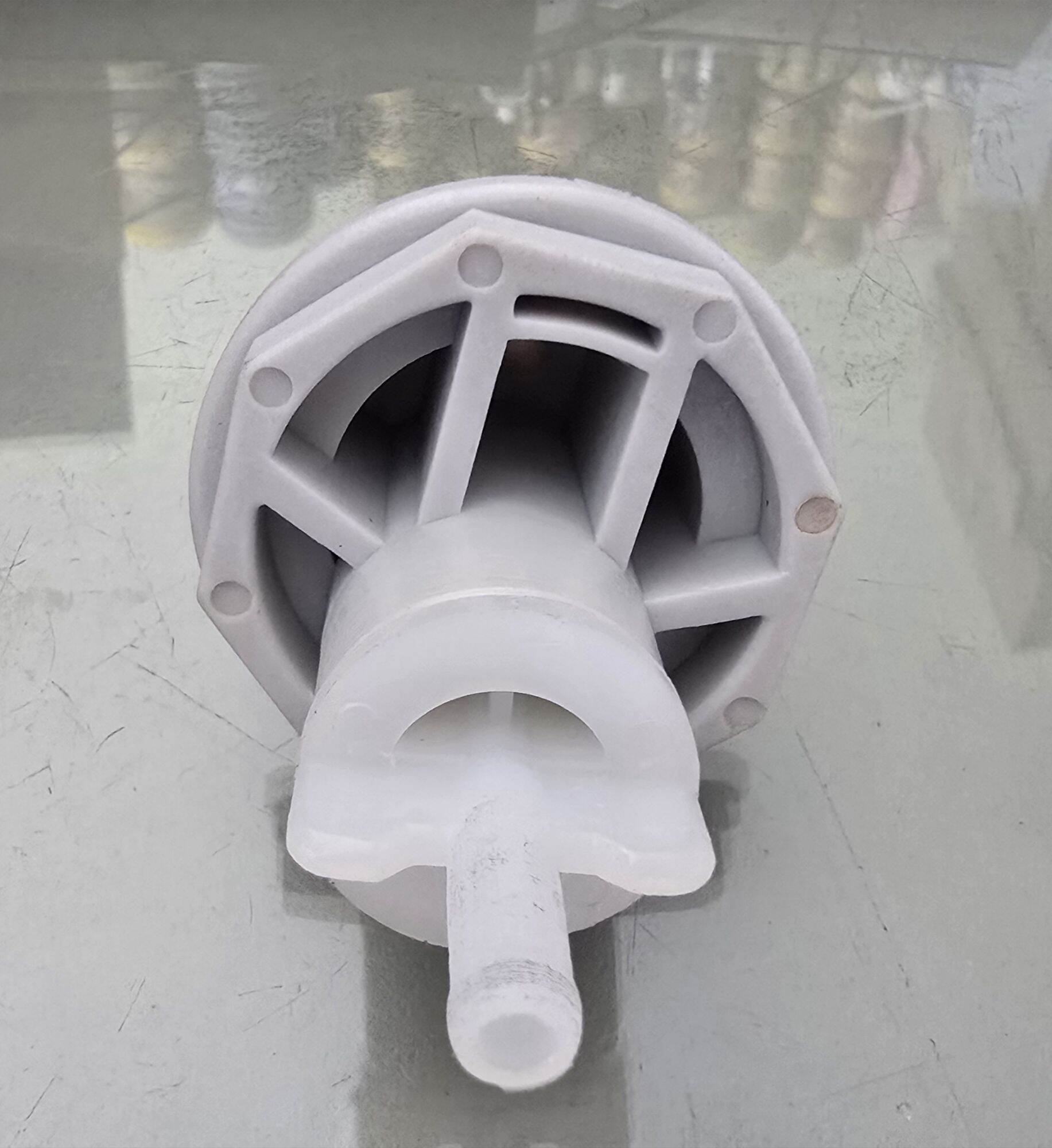 Plastic Water Filter Filter Solar Water Filter, Large Model, No Wires, Nissan Isuzu Mitsubishi Toyota ราคา 200 บาท*ส่งฟรี