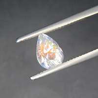 Natural Rainbow Moonstone. เรนโบว์มูนสโตน.  มุกดาหาร. พลอยเเท้. พลอยสวย! 2 การัต(cts) | 10.1 X 6.8 mm | 1020฿ |