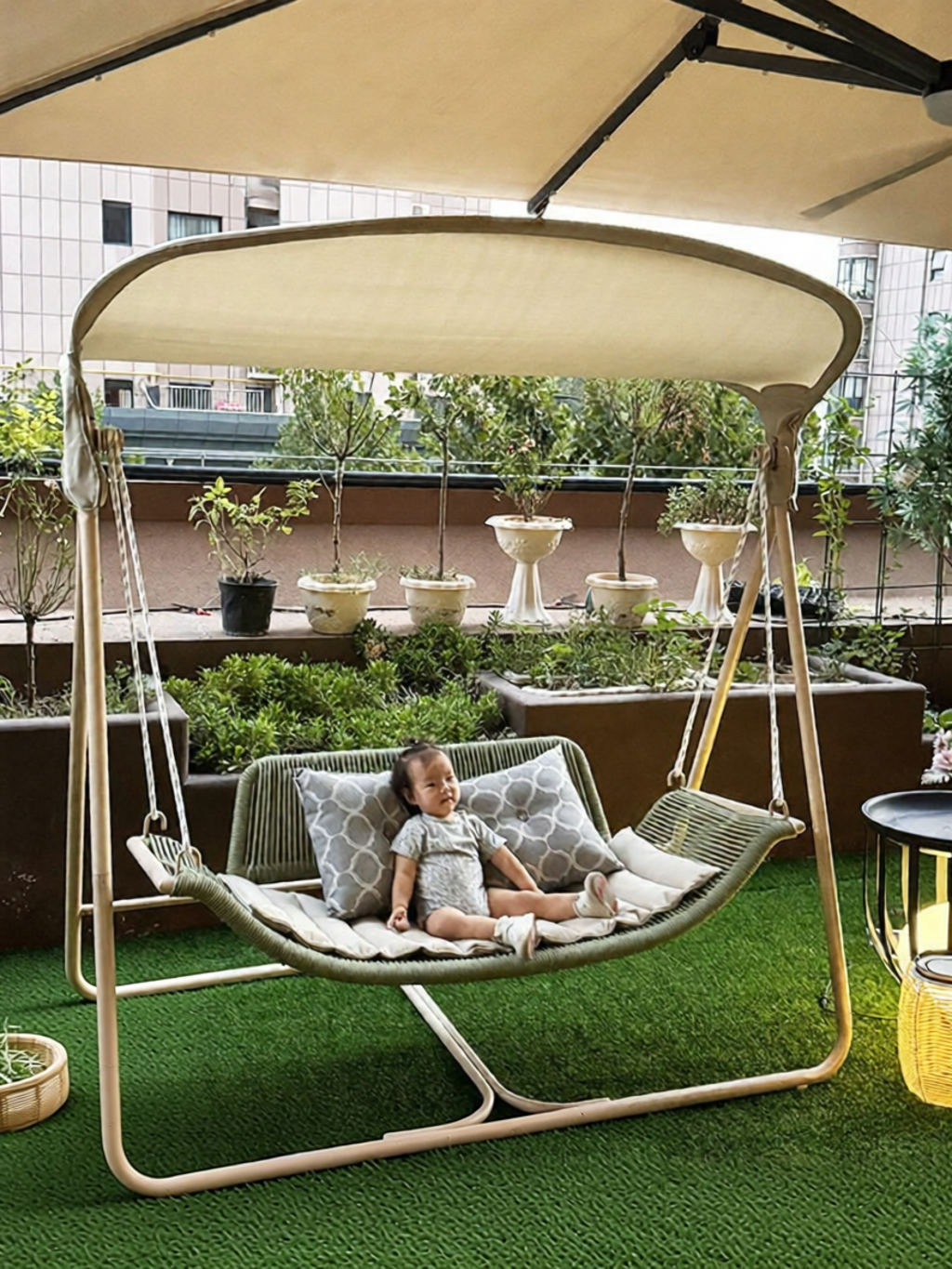 ZIYE | Outdoor Garden Green Swing Chair ราคา 21,678 บาท*ส่งฟรี