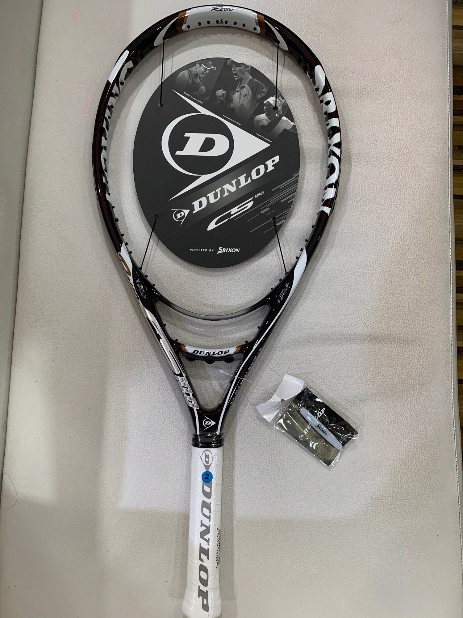 Dunlop ROVO CS 10.0 Headsize 110in Weight 255g. Gripsize4 1/4(L2). Length 27.5 in string pattern 16*18