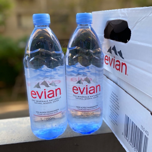 Evian เอเวียง น้ำแร่ธรรมชาติ 1 ลิตร จากฝรั่งเศส ขายยกลัง 12 ขวด