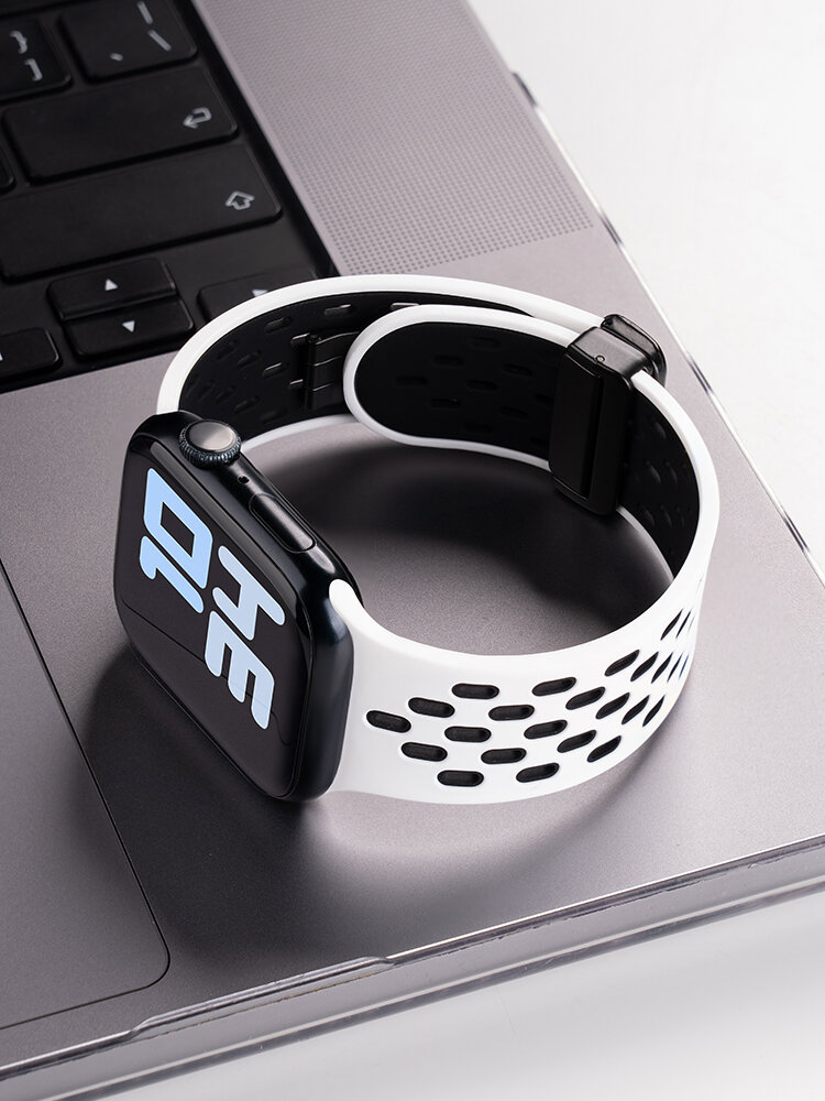 CRAFTSMAN DAI | Summer Magnetic Perforated Creative Soft Watch Band ราคา 244 บาท*ส่งฟรี