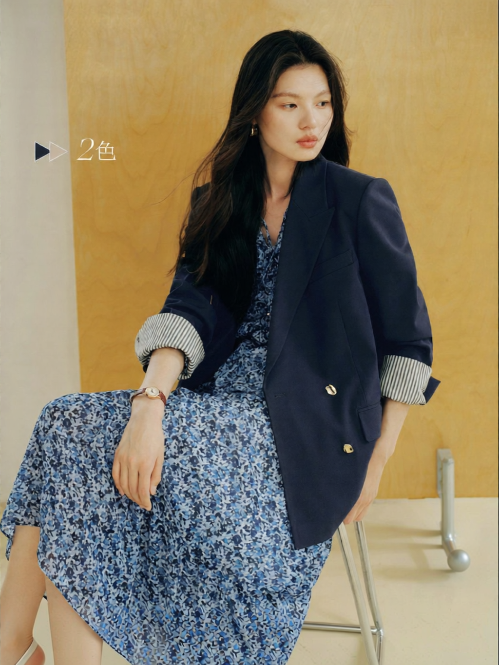 HOPESHOW | Confident Tailored Lapel Contrast Color Ladies Suit 2026 Spring New Style ราคา 6,407 บาท*ส่งฟรี