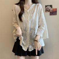 AIYITI | เสื้อเชิ้ตคอวีแขนยาวปักลูกไม้สไตล์ฝรั่งเศส