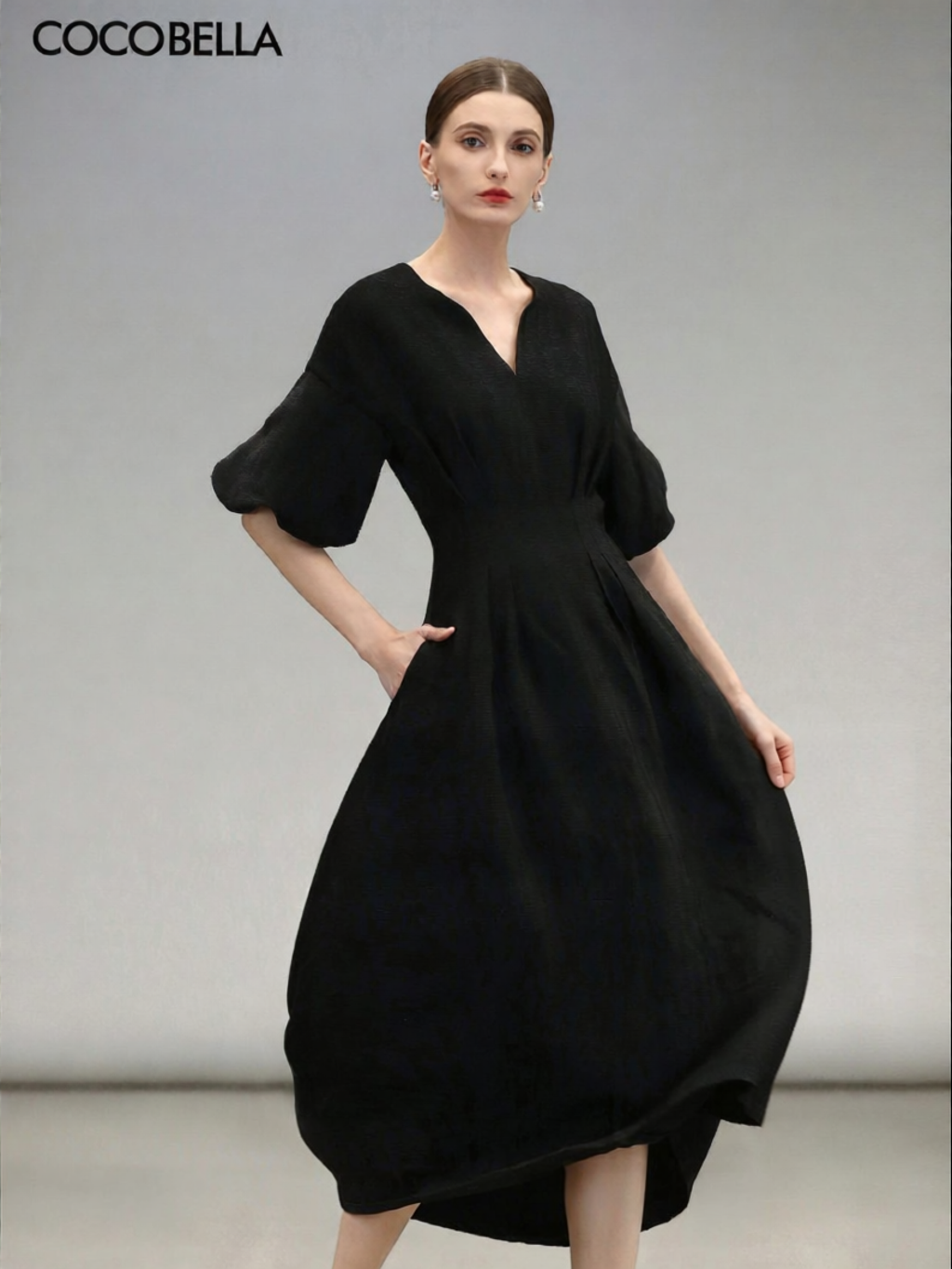 COCOBELLA | Elegant Minimalist Black Waist-Cinching Long Dress Short Sleeve ราคา 5,929 บาท*ส่งฟรี