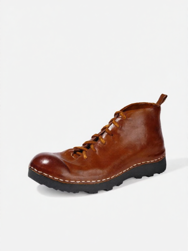 JUNBO | Handmade High Ankle Leather Martin Boots ราคา 9,368 บาท*ส่งฟรี