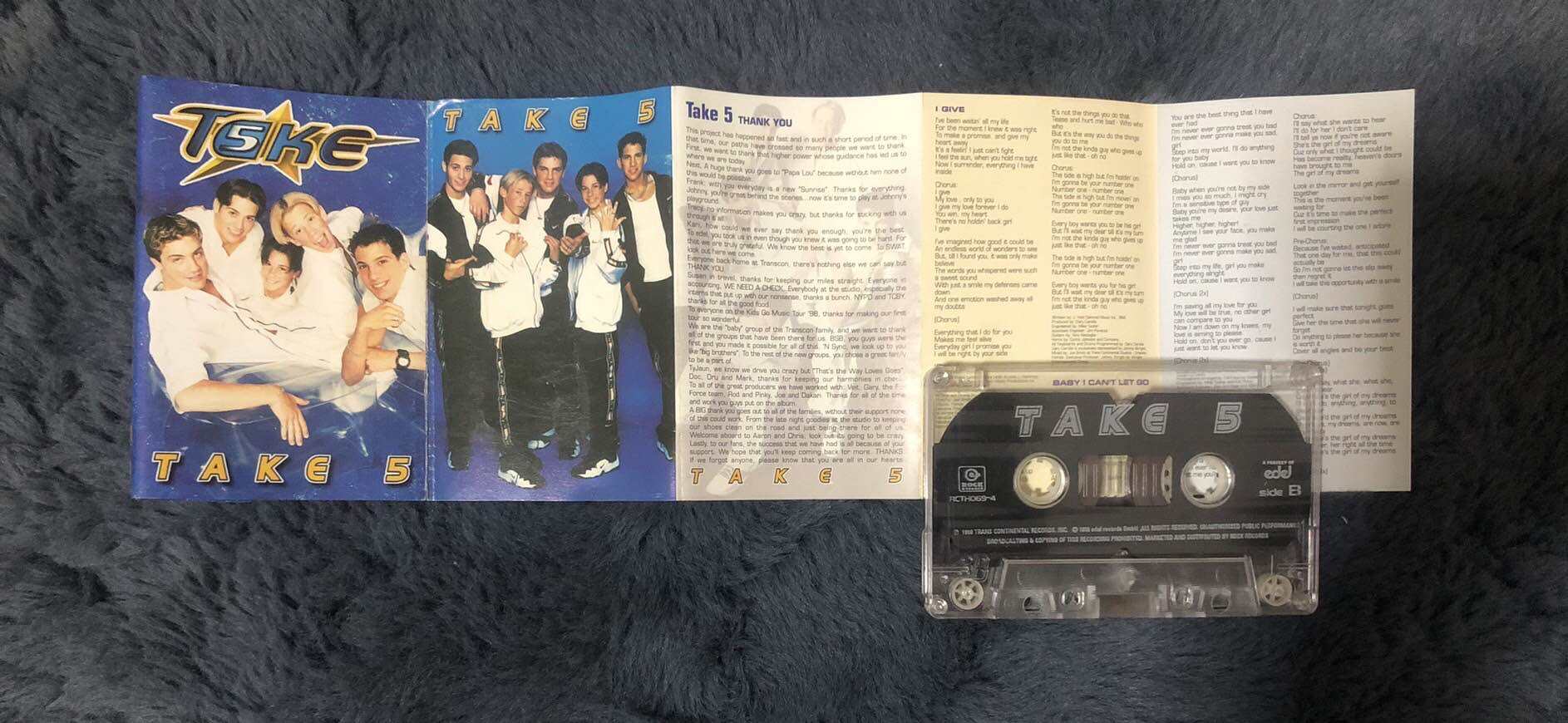 เทปเพลง Cassette Tape เทป​คาสเซ็ท​ Queen​ -​ Dance Traxx 1 (1996)