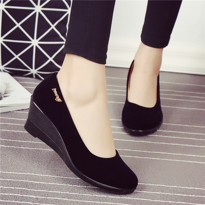 รองเท้าปักกิ่งโบราณรองเท้าผ้ารองเท้าผู้หญิงคัทชูรองเท้าส้นนุ่มลื่นส้นสูงสีดำทำงานรองเท้าวิชาชีพ