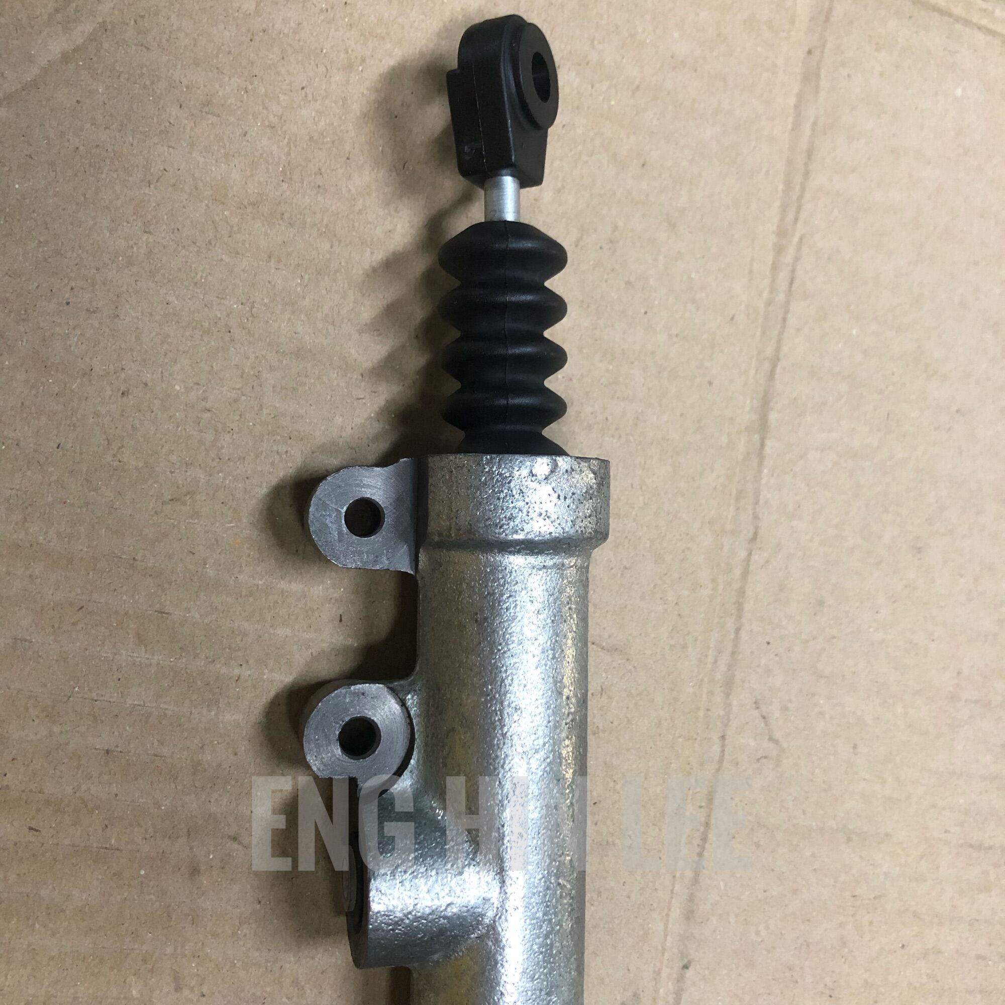 BENZ ปั๊มคลัชบน W123 W124 Clutch MasterCylinder สำหรับรถเบนซ์ W124