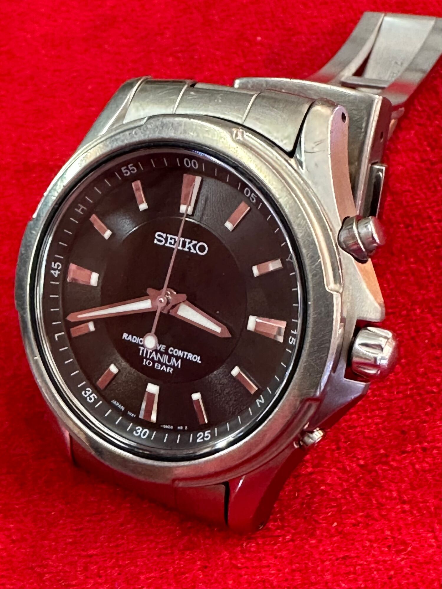 Seiko radio discount wave control titanium