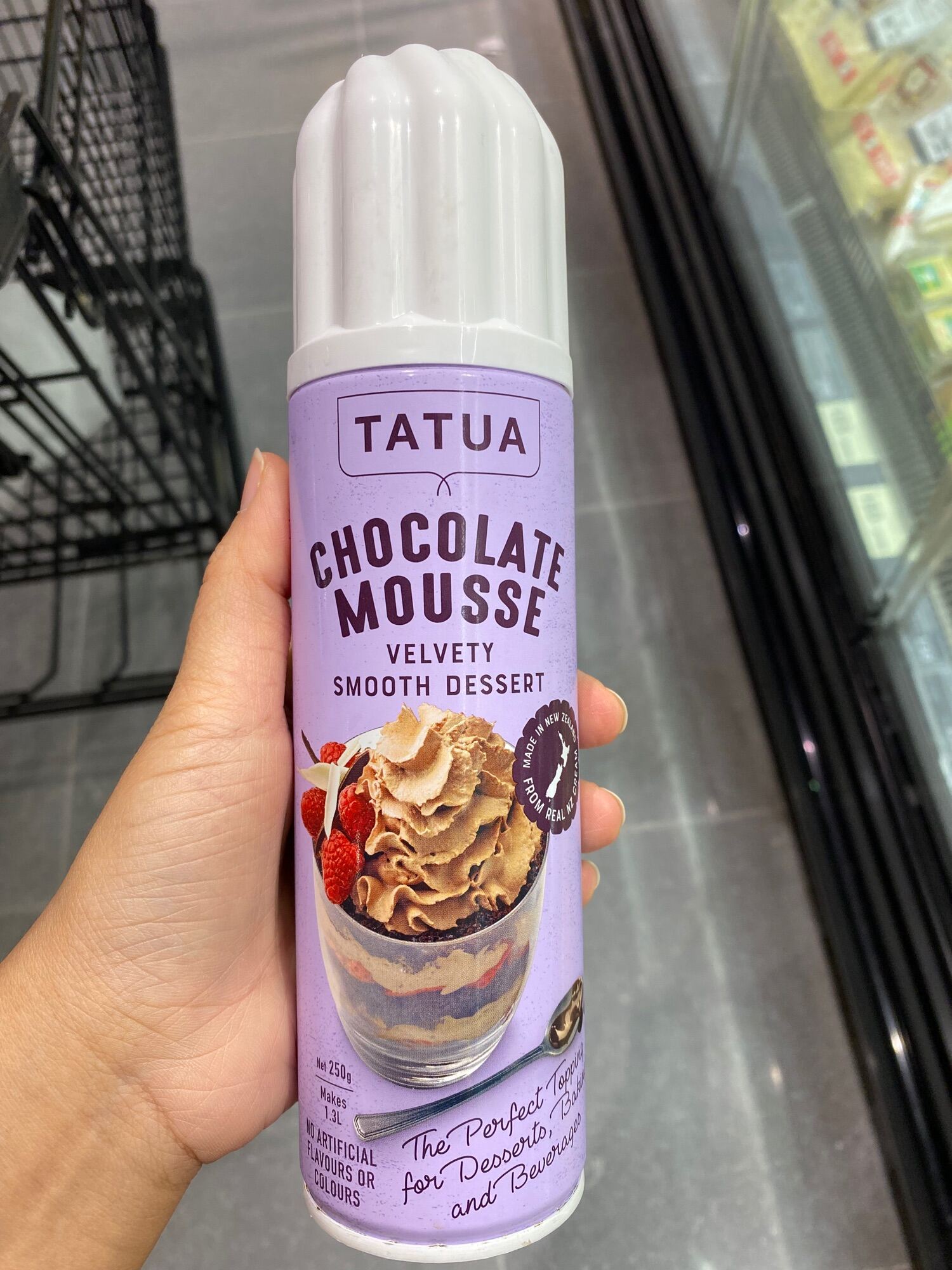 Tatua Chocolate mousse velvety smooth dessert 250g (reduce fat) ตาตัวช๊อคโกแลต มูส ครีมแท้ชนิดธรรมดา จากนิวซีแลนด์ ปริมาณ 250 กรัม