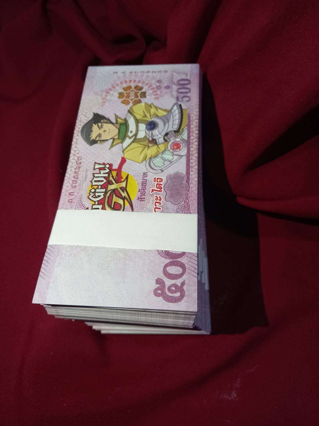สินค้าส่งจากไทย แบงค์กาโม่ ใบห้าร้อย จำนวนร้อยใบ ราคา 60 บาท*ส่งฟรี