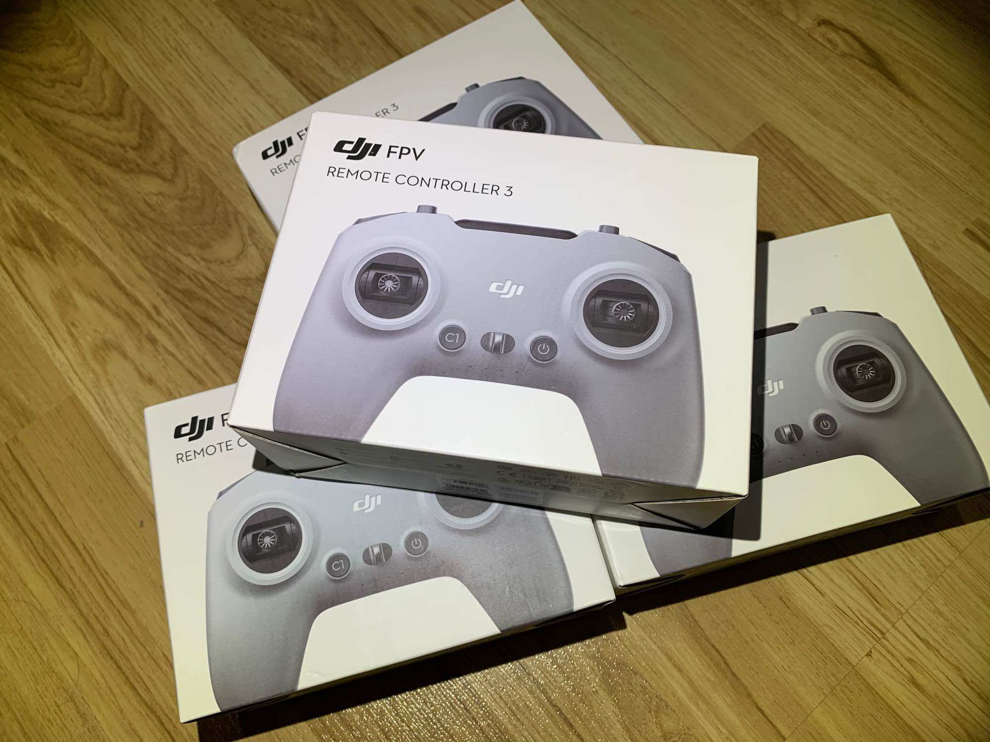 New model! Fast DELI รุ่นใหม่ส่งไว DJI Controller 3 ของแท้ (new DJI avata 2, DJI goggles3) ส่งจาก กทม ราคา 9,359 บาท*ส่งฟรี