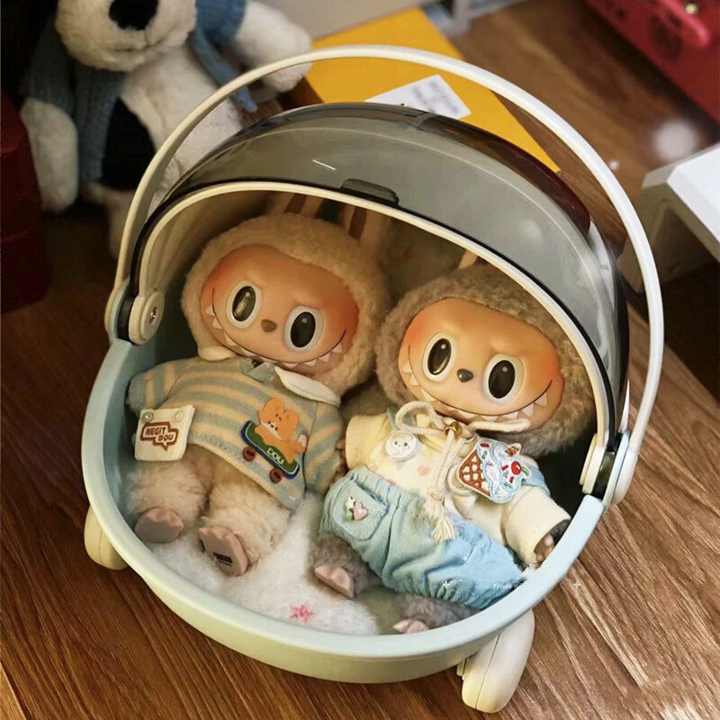 รถเข็นเด็กอ่อนผ้าฝ้ายพร้อมฝาปิดแบบพลิก Labubu ผ้าไวนิล น่ารัก ที่เก็บของขนาด 20 ซม ของเล่นตุ๊กตา เตียงเด็ก บ้านของเล่น อุปกรณ์ประกอบฉากสวยงาม กล่องโชว์โมเดล