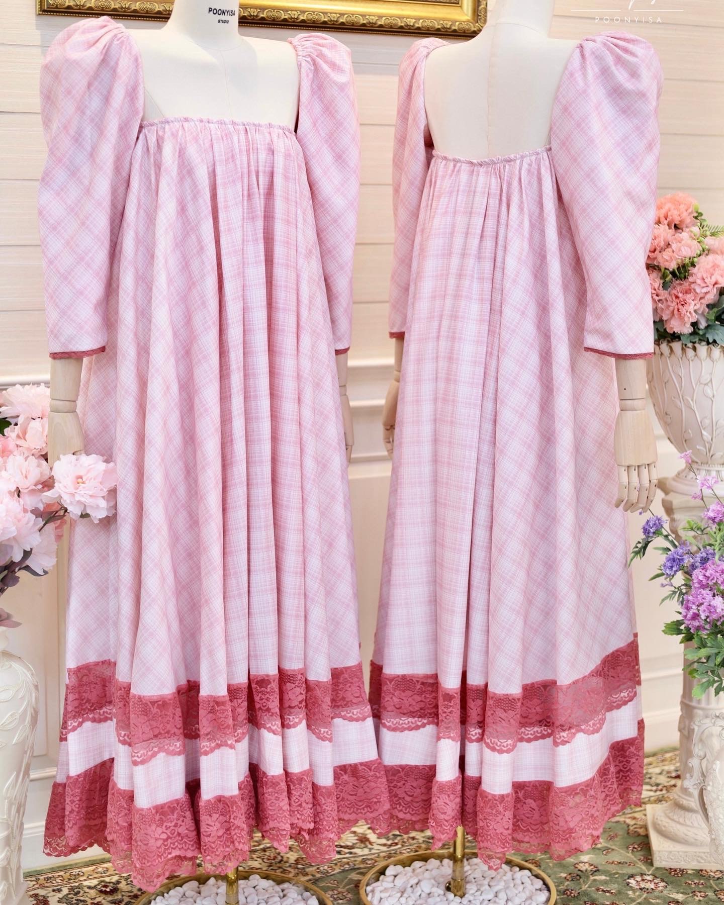 Juliet Sleeve Plaid Lace Hem Dress [Poonyisa*] - pimnadacloset - ThaiPick