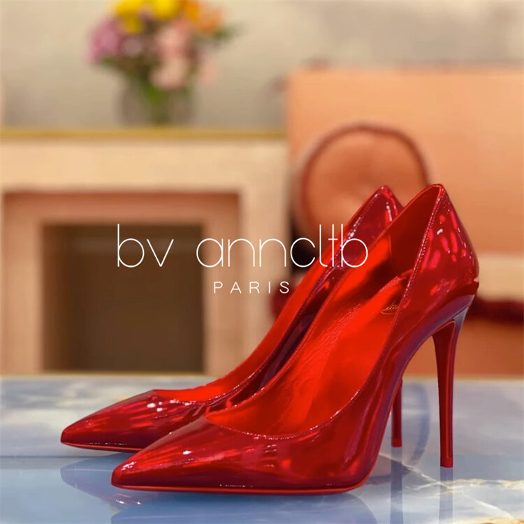 รองเท้าส้นสูงหัวแหลมสีแดงเนื้อวัวแท้ เซ็กซี่ หรูหรา รองเท้าส้นเดี่ยวสีแดง รองเท้าส้นสูงสำหรับผู้หญิง รองเท้าหนังแท้ รองเท้าส้นเดี่ยว ราคา  5,177 บาท*ส่งฟรี