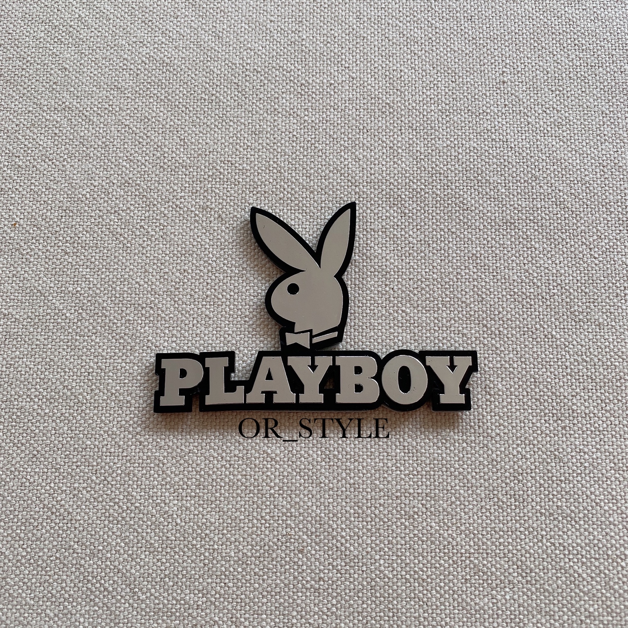 โลโก้ PLAYBOY หัวกระต่ายเพลย์บอย ขนาด 9.5x6.5cm