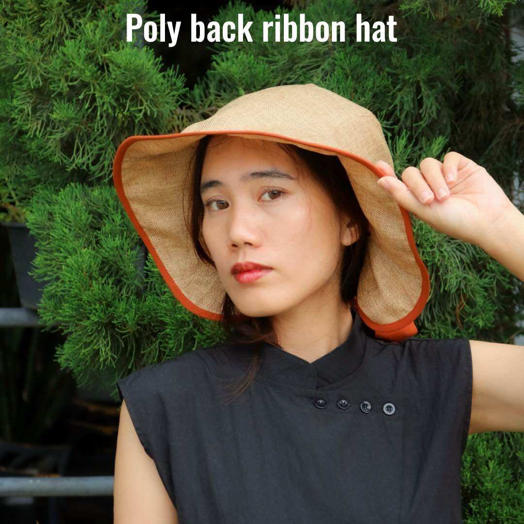 Muak- Poly Back Ribbon Hat Mūak - Poly Back Ribbon Hat Color - Brick Orange - Black - Black Cream Wide Brimmed Hat with an Elegant Design. Made from High Quality Poly Fabric. ราคา 1,032 บาท*ส่งฟรี