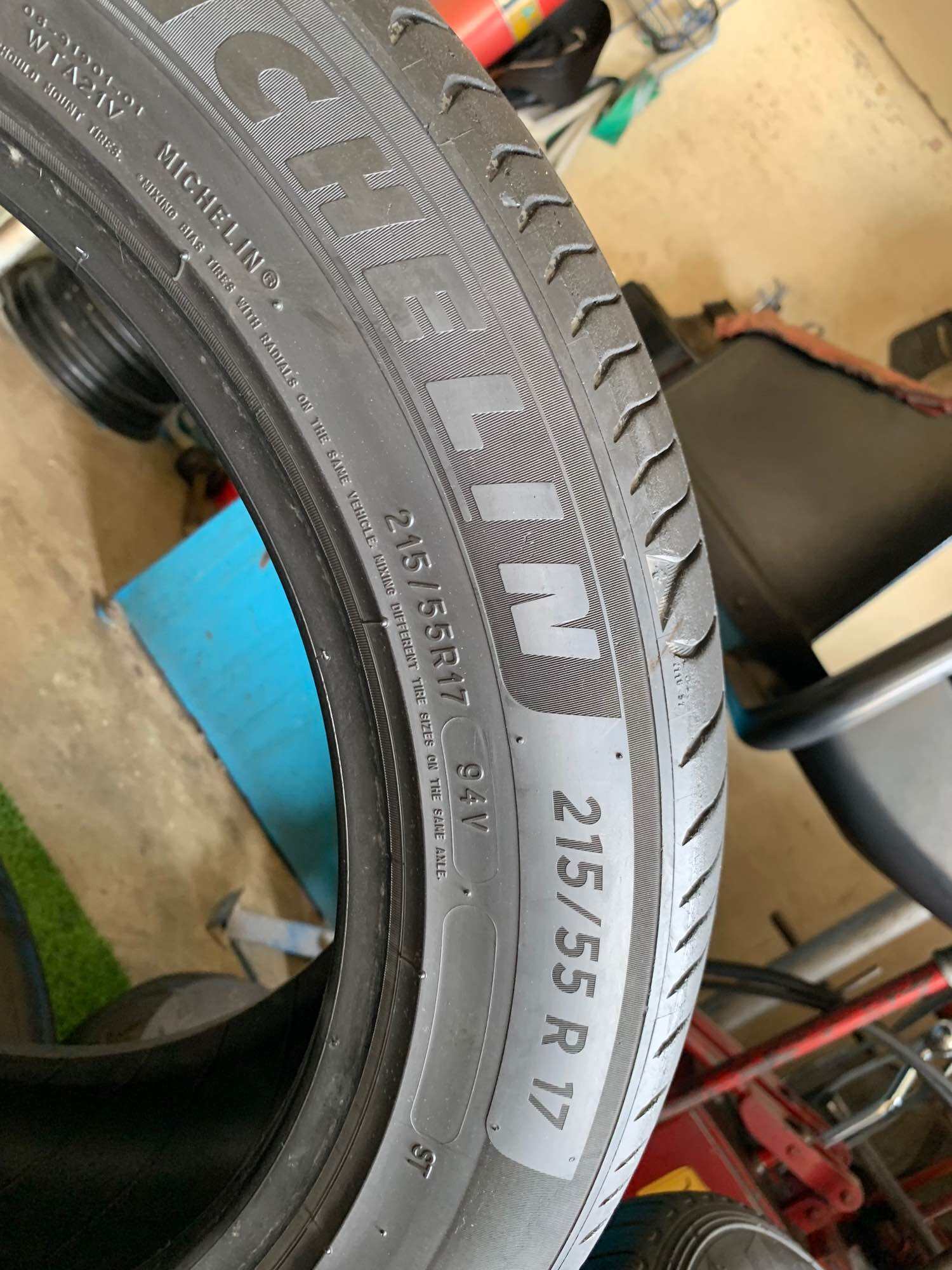  21555r17 18 michelin2 bridgestone 1 mast 