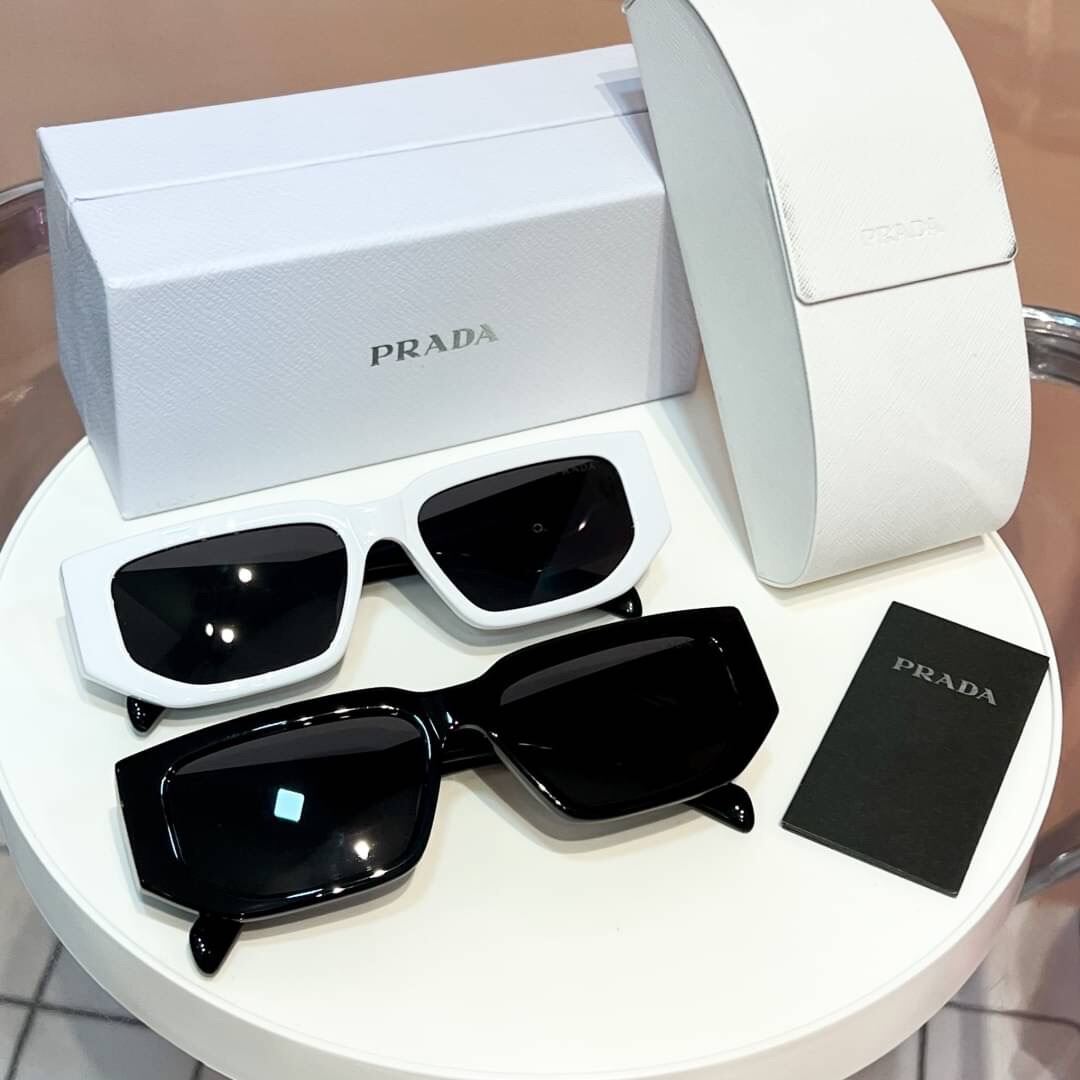 prada glasses cost