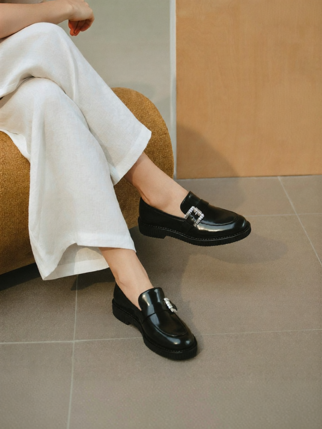 73hours | Sunlight Awakening Commute Loafers ราคา 8,014 บาท*ส่งฟรี