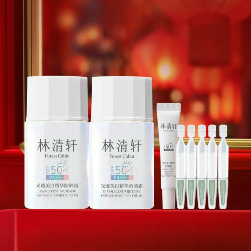 Forest Cabin | Anti-Wrinkle Brightening Sunscreen for Sensitive Skin ราคา 1,786 บาท*ส่งฟรี