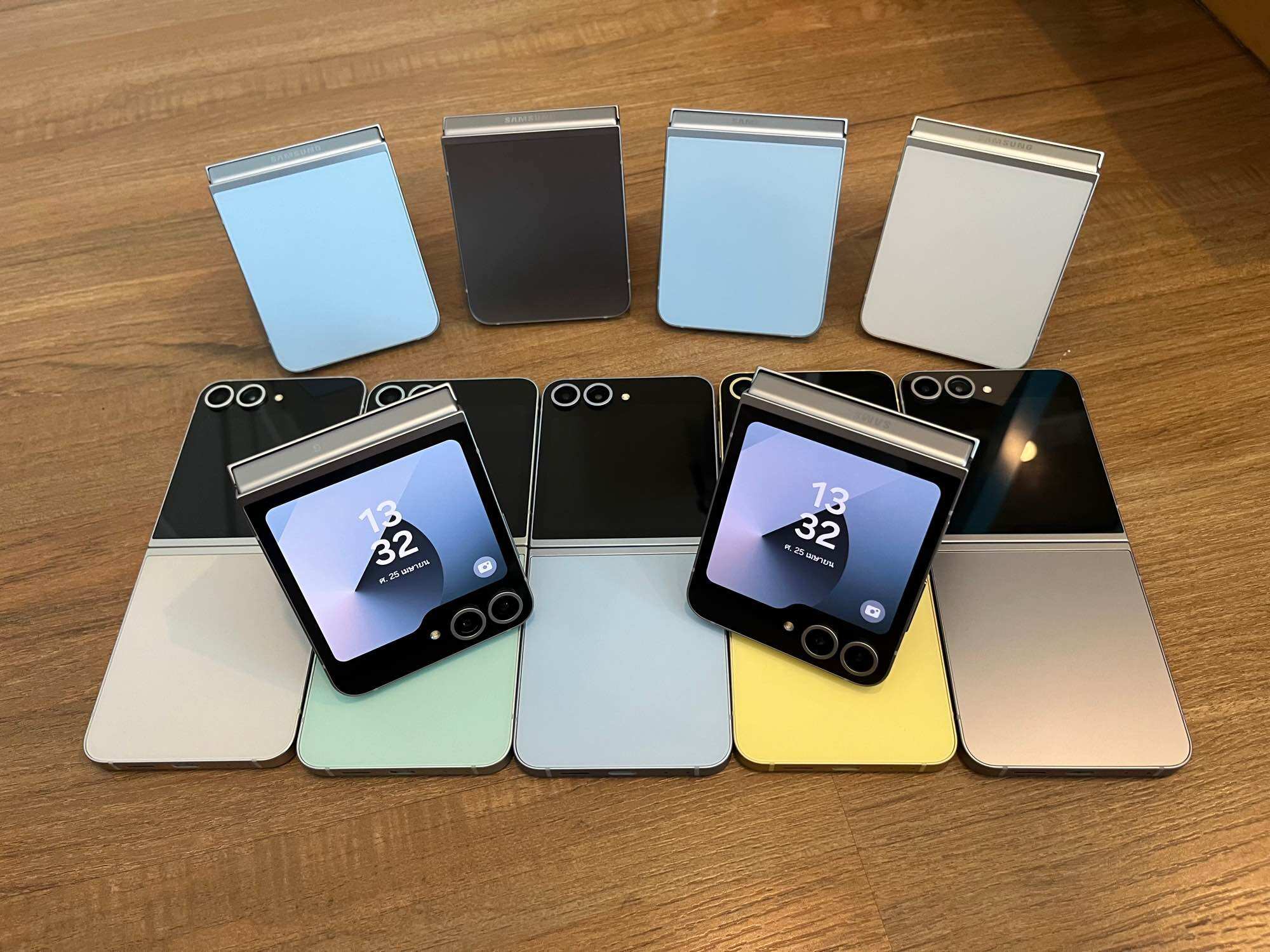 Samsung Flip 6 5G Used Phone ราคา 17,990 บาท*ส่งฟรี