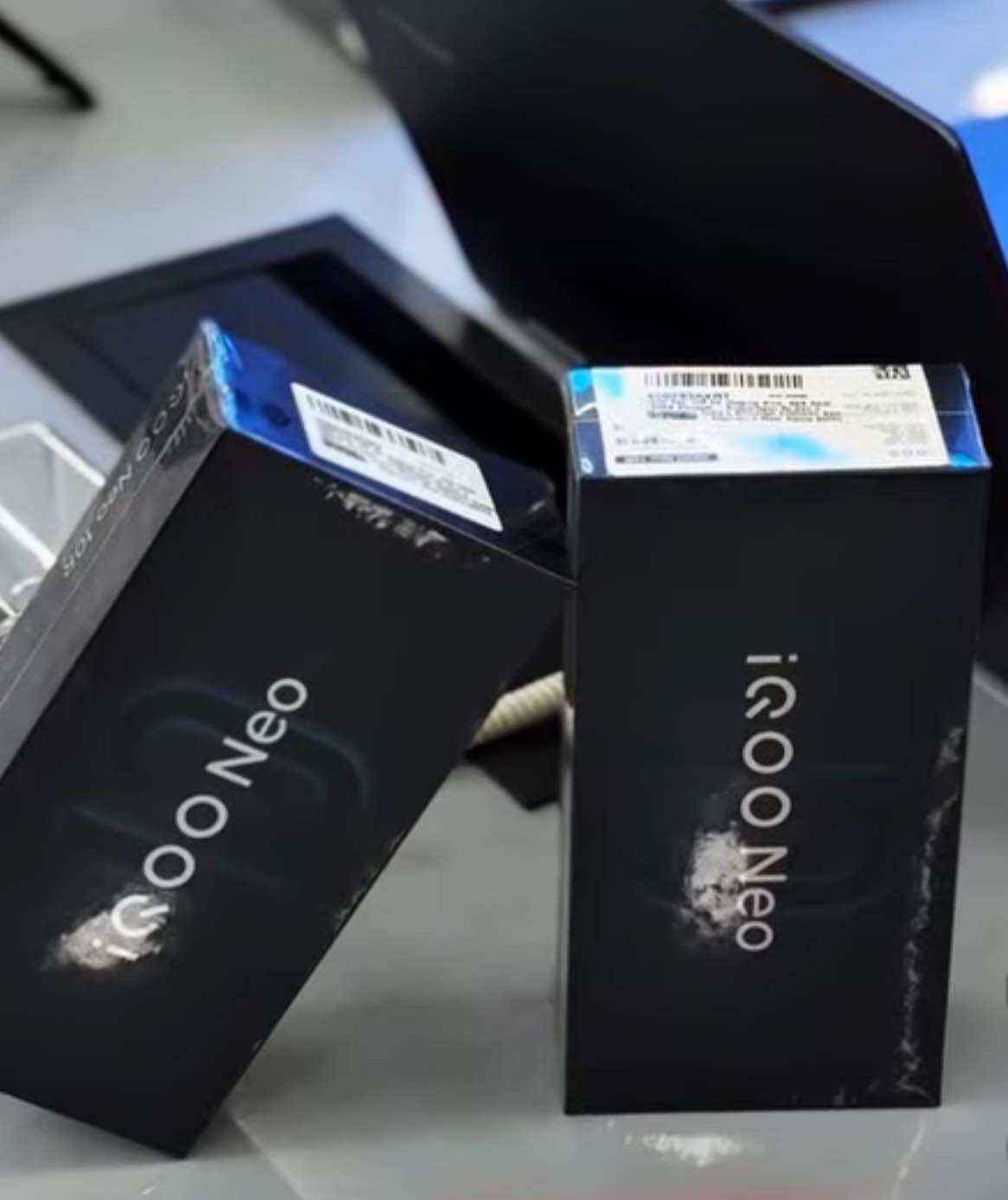 iQOO Neo 10 Pro 5G 6,78 "AMOLED 256 512 1TB ราคา 8,000 บาท*ส่งฟรี