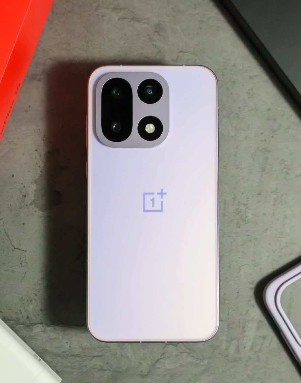 Oneplus 15 5g Sand Storm [Global Version] 512Gb Android Smartphone ราคา 22,150 บาท*ส่งฟรี