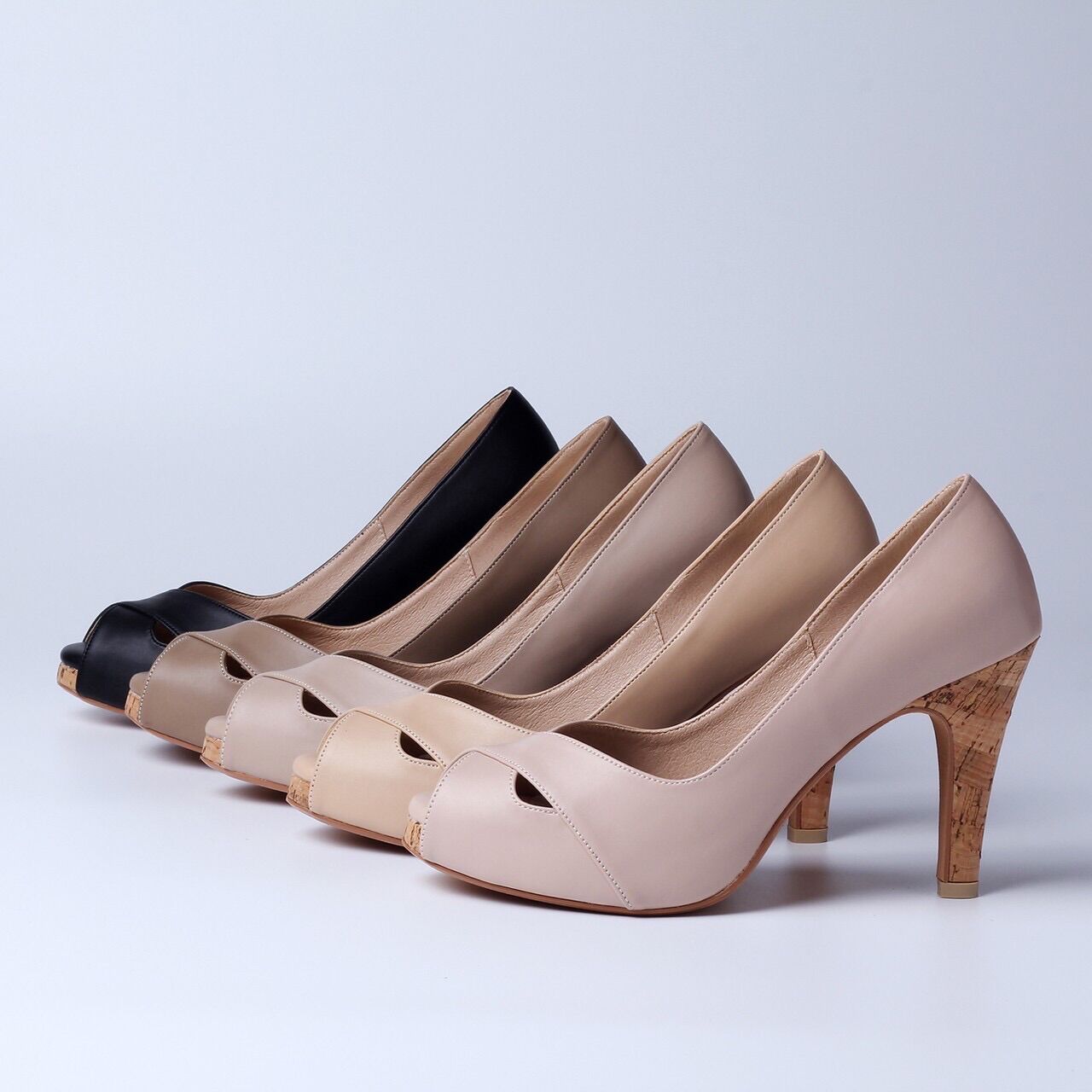 LALANTA 65 NUDE รองเท้าส้นสูง 3.2 นิ้ว เสริมโฟมด้านหน้า 8 มิลลิเมตร ราคา 890 บาท*ส่งฟรี