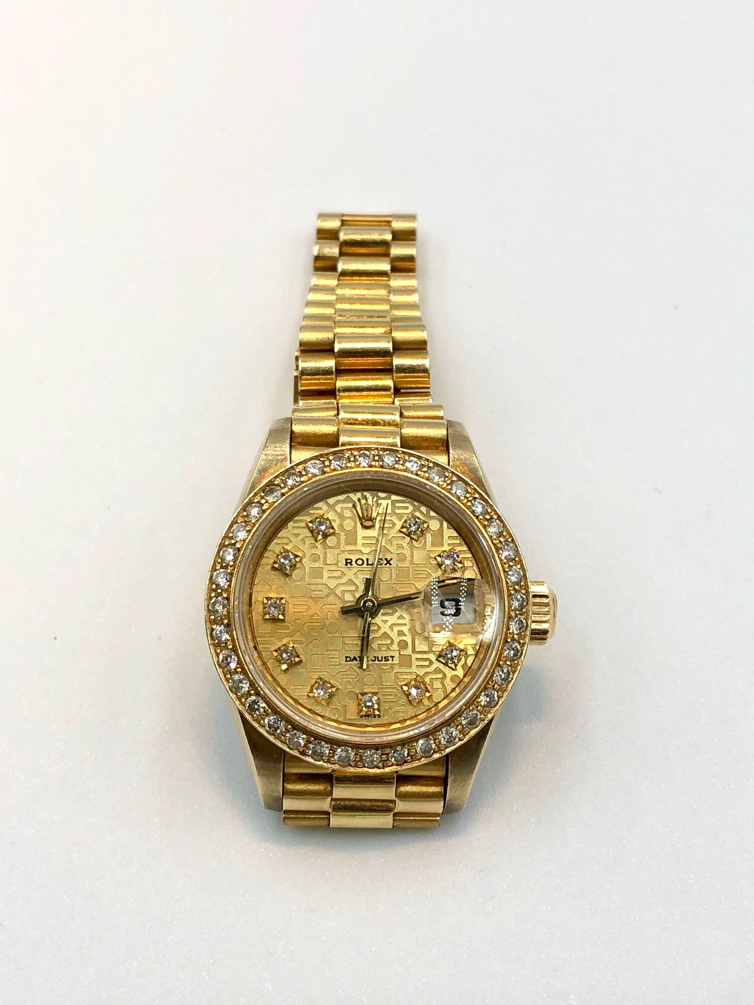 Rolex Daydate 69178 18K Solid Gold Diamond 3D Dial 26mm President Double Quick Set Auto กรอบเพชรแท้ Authentic รับประกันนาฬิกา Rolex แท้ ไม่แท้คืนเงินพร้อมค่าเสียเวลา 100,000บาท