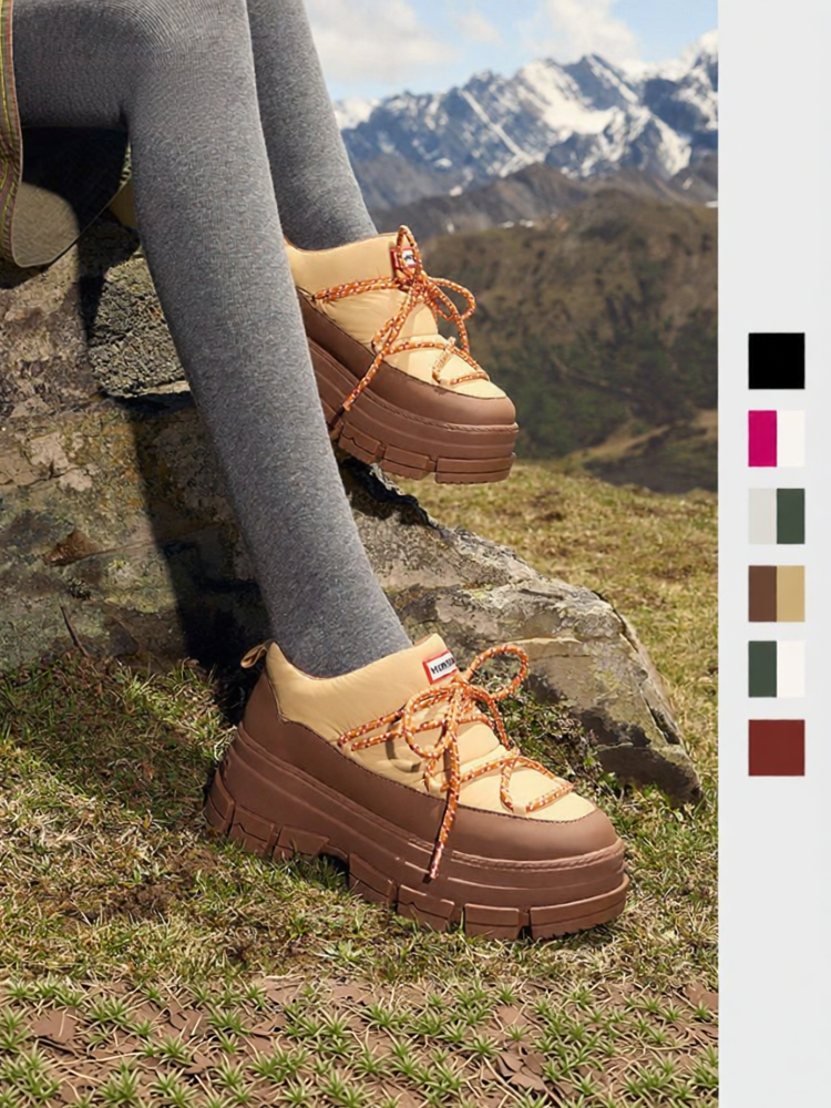 Hunter | Removable Padded Thick Heel Short Warm Snow Boots ราคา 8,883 บาท*ส่งฟรี