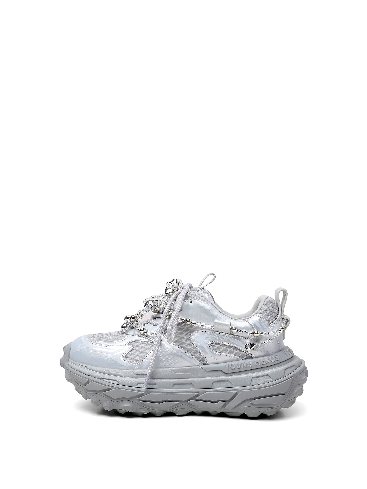 HOOV | Silver Thick Sole Fashion Casual Shoes ราคา 8,206 บาท*ส่งฟรี