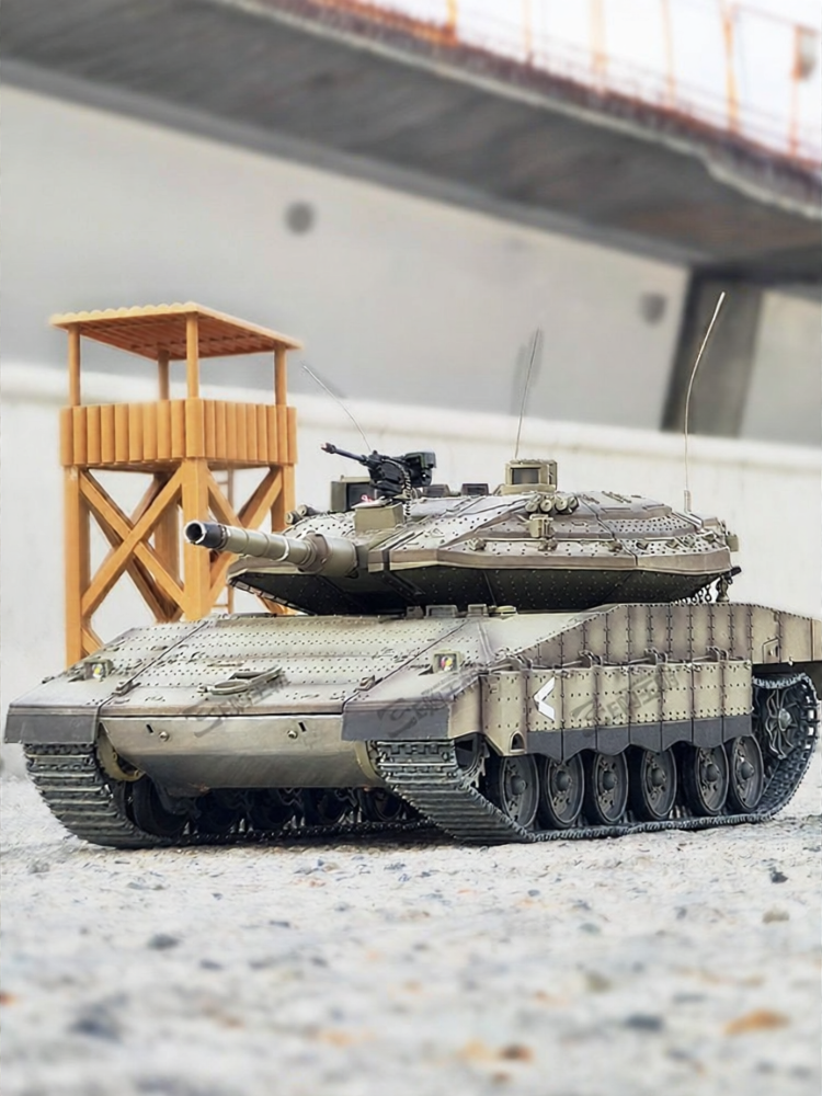 TANKZHANG | Climbing Smoking Tank Model 1:16 ราคา 39,363 บาท*ส่งฟรี