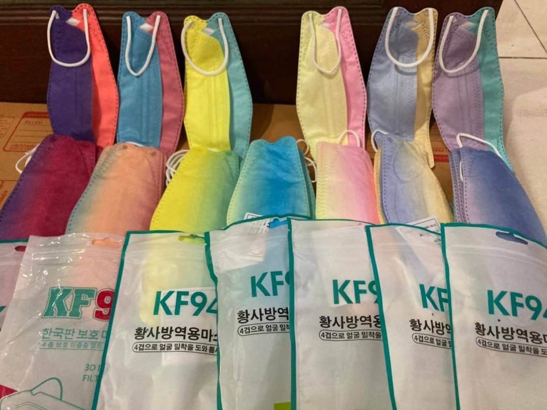 หน้ากากอนามัยสีรุ้ง KF94 แมสผู้ใหญ่ แมสสีพาสเทล  /1ช่อง บรรจุ 10ชิ้น/ ต่อ1สี หนา 4ชั้น