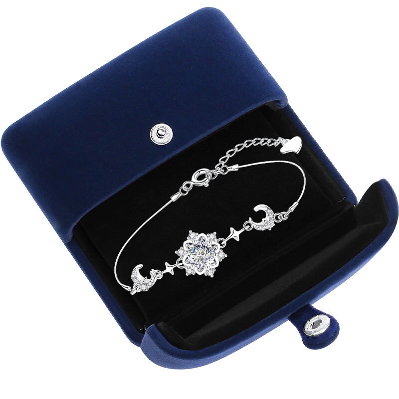 East Beauty | Sterling Silver Snowflake Moissanite Invisible Fishline Bracelet ราคา 1,468 บาท*ส่งฟรี