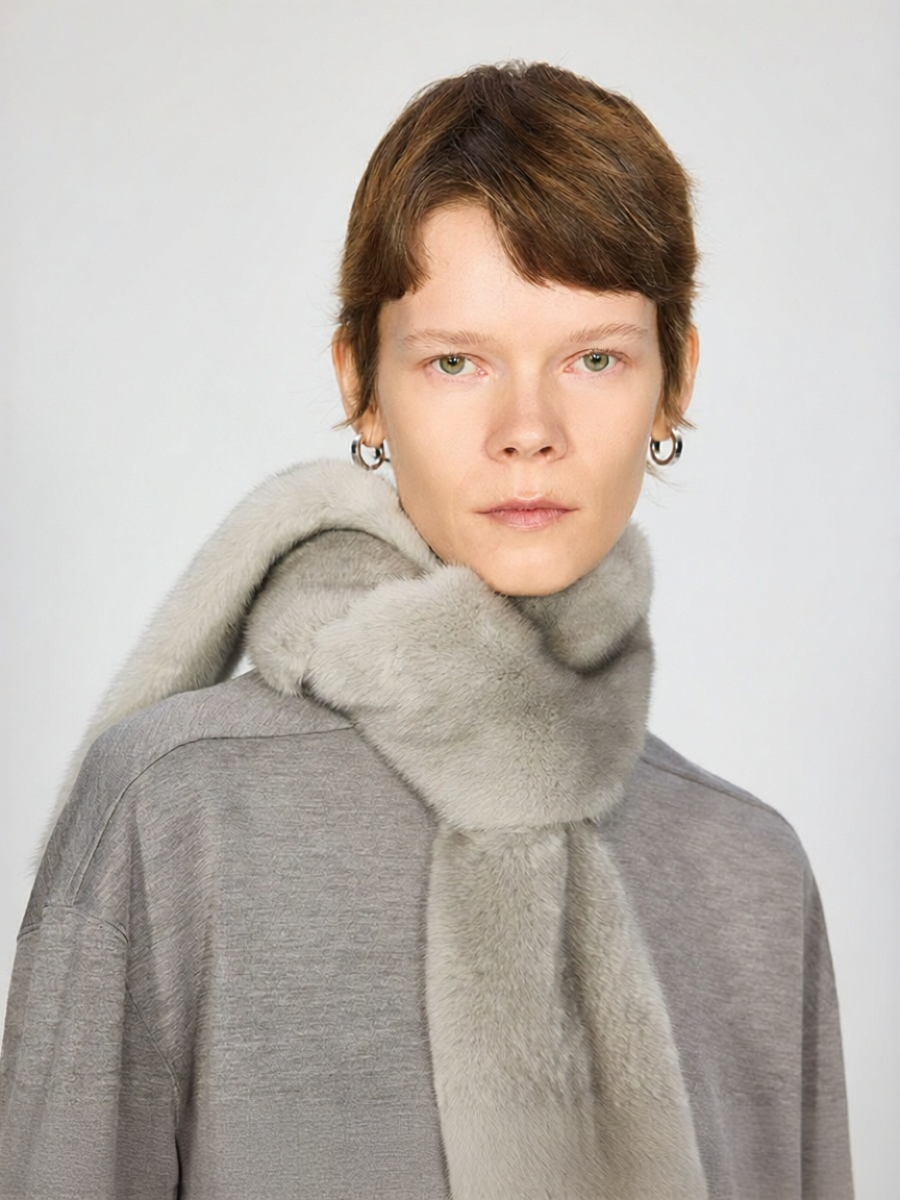 KEIGAN | Purple Label Velvet North American Black Mink Fur Scarf ราคา 21,799 บาท*ส่งฟรี