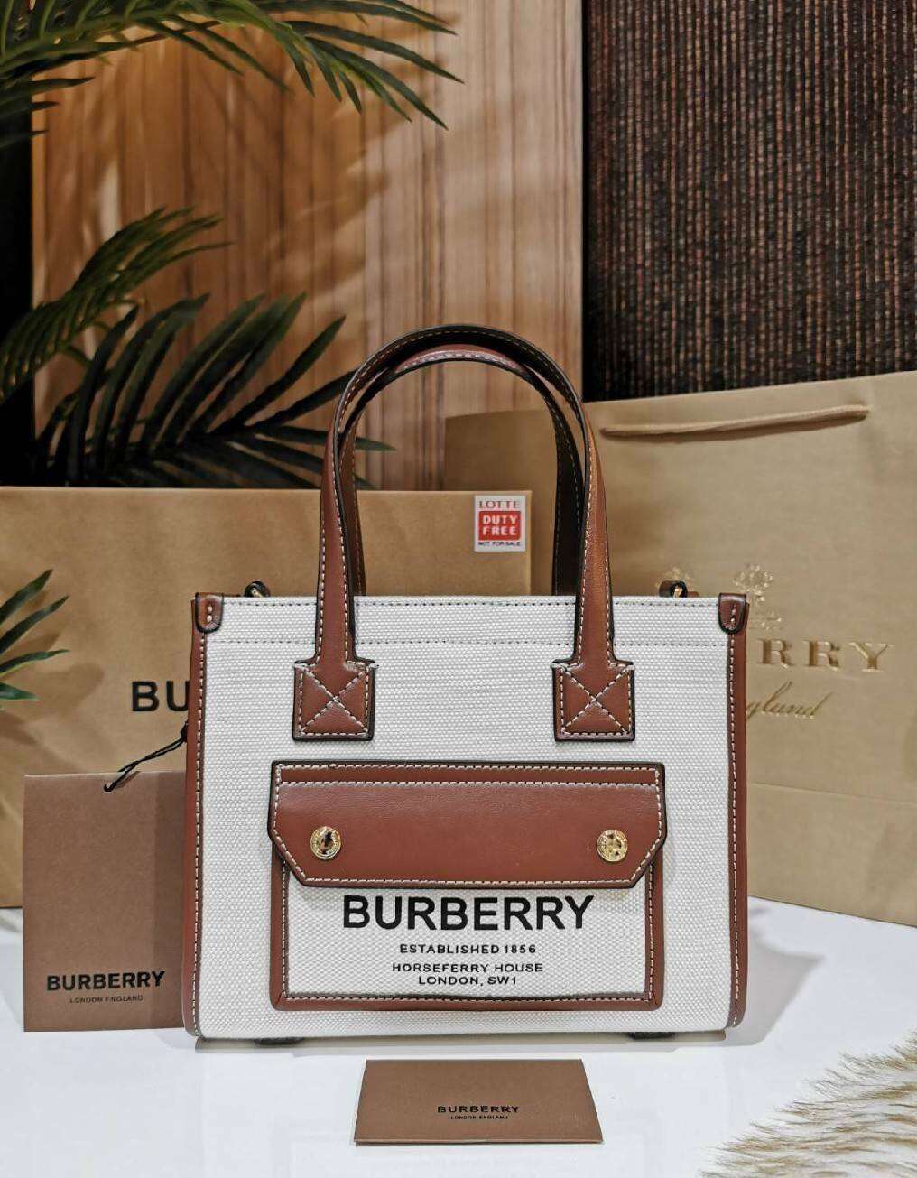 burberry white tote