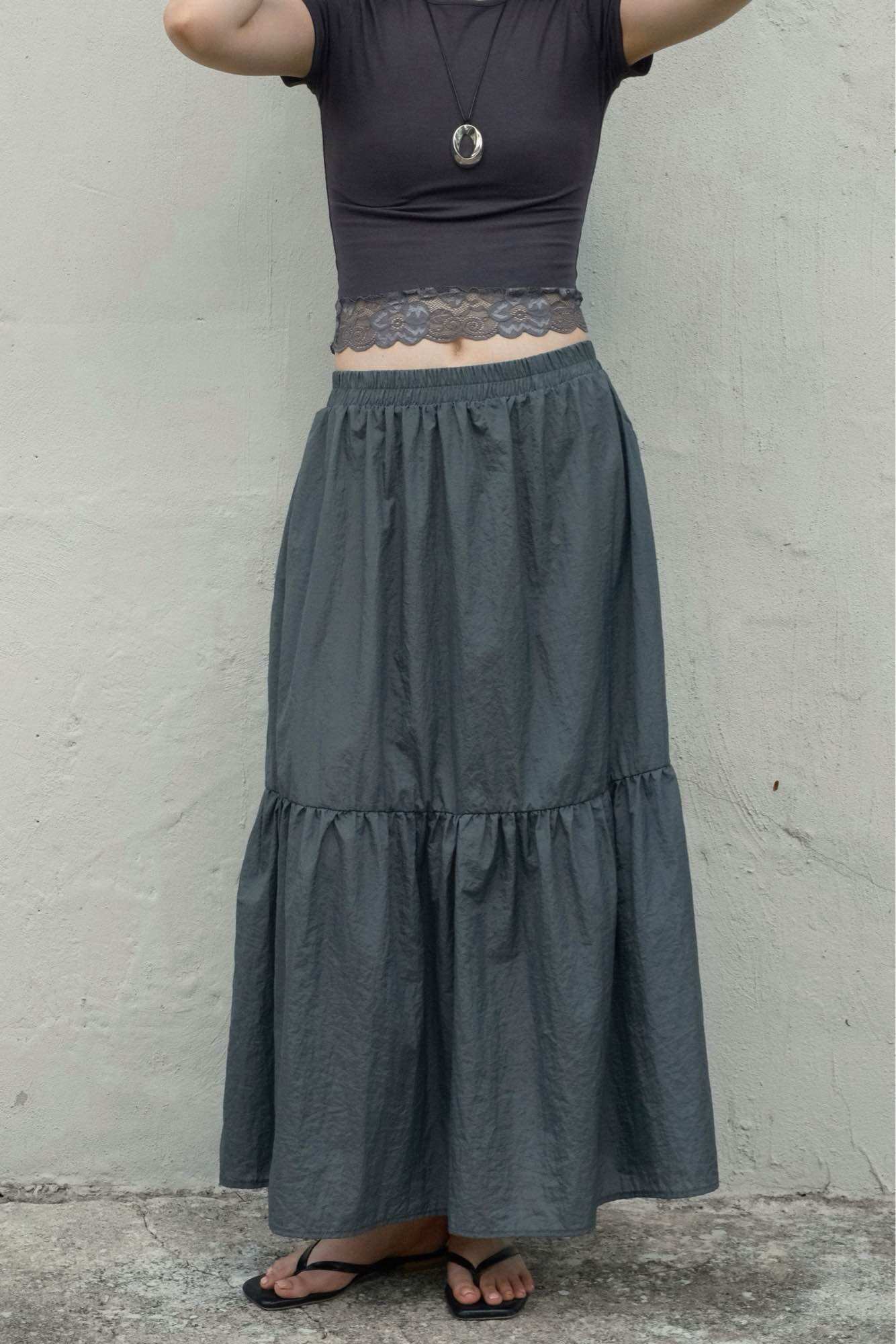Ruffle Skirt-Alyn.Co ราคา 748 บาท*ส่งฟรี