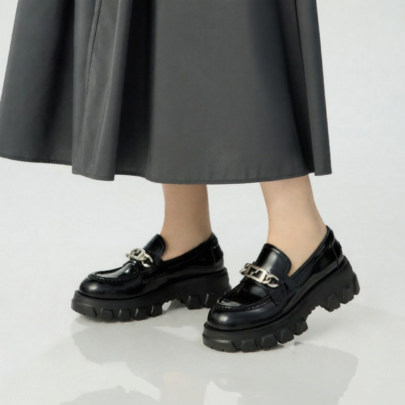 Girdear | Leather Decorated Thick Sole Loafers for Women ราคา 3,827 บาท*ส่งฟรี