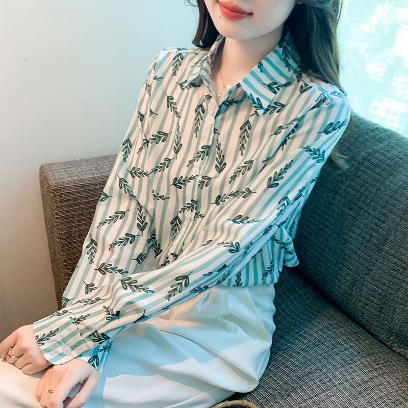 เสื้อเชิ้ตลายทางแบบใหม่สำหรับฤดูใบไม้ผลิระดับไฮเอนด์เสื้อเรียบหรูเสื้อเชิ้ตแขนยาวแบบสดใสน่ารักแบบลำลองสำหรับผู้หญิง ราคา  4,618,630 บาท*ส่งฟรี