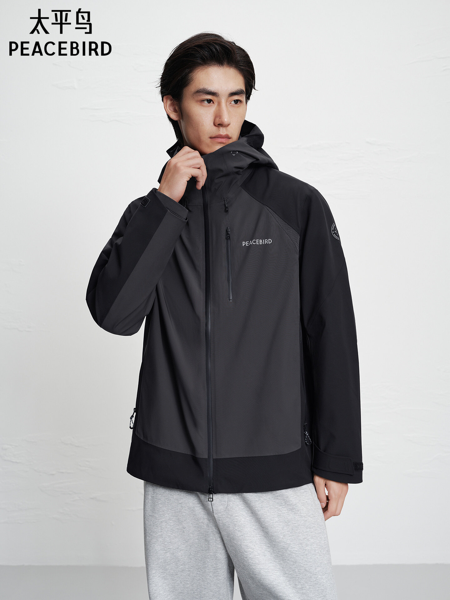 PEACEBIRD | Outdoor Workwear Hooded Jacket ราคา 6,335 บาท*ส่งฟรี
